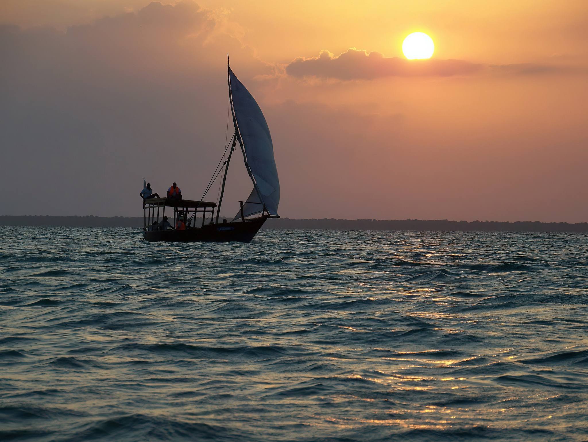 Zanzibar_Dhow_Sunset_Cruise_02